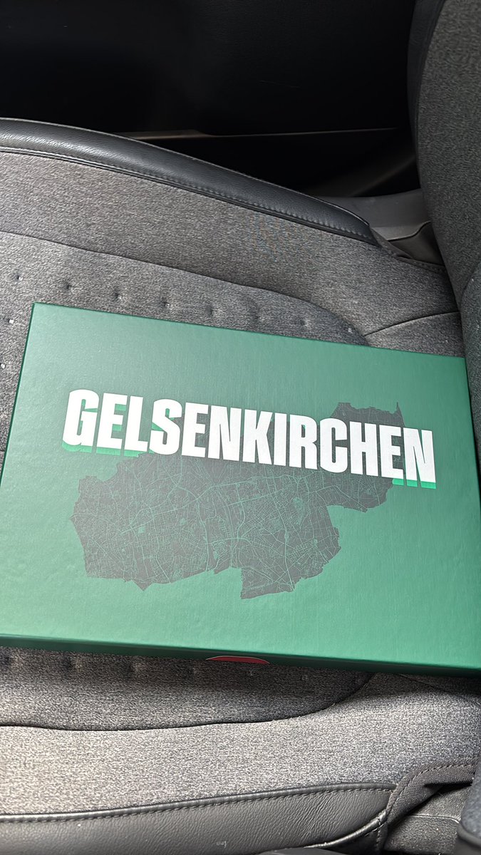 jonasnullvier's tweet image. Schöne Box