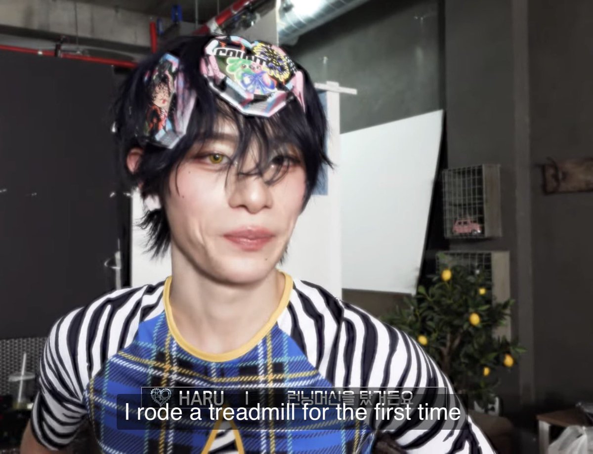 IM CRYING. Imagine having to ride a treadmill for the first time