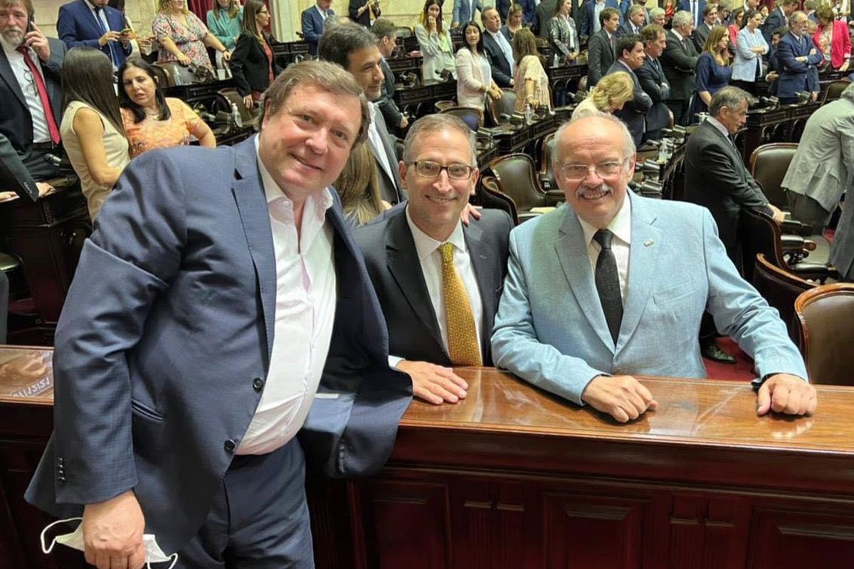 Alberto Weretilneck tweet media