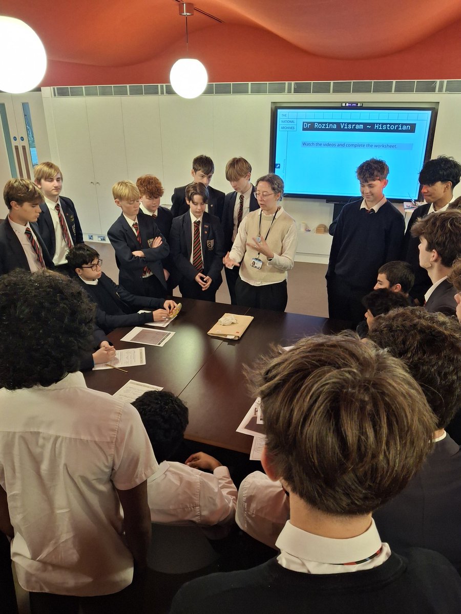 DCGS Humanities tweet media