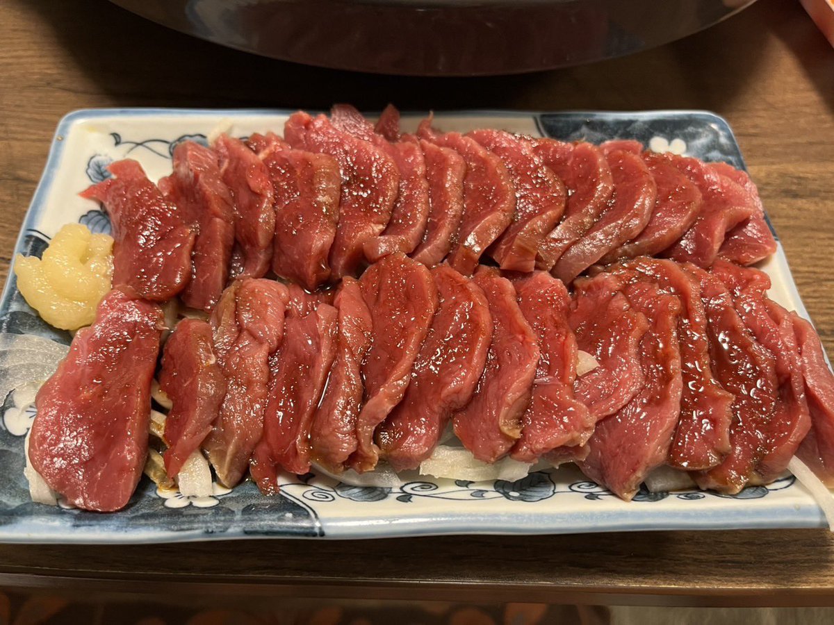 トモゾー tweet media