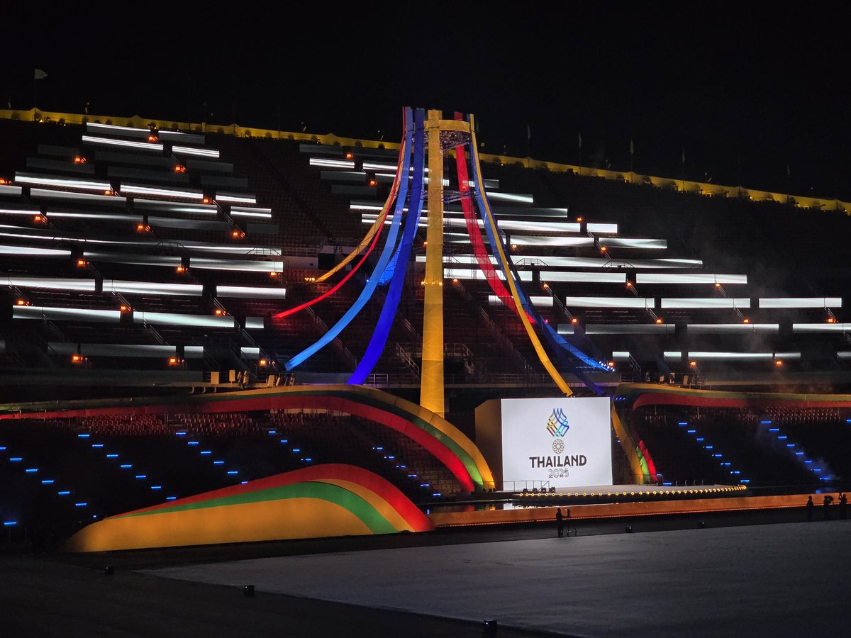 กลางคืนสวยอยู่เด้อว่าไป 
แจก 200 บาท 5 คน
รี+คอมเมนติดแท็ก+❤️
ขอ 1 m Let's gooooooo!!!!!!
#BamBamxSEAGAMES2025