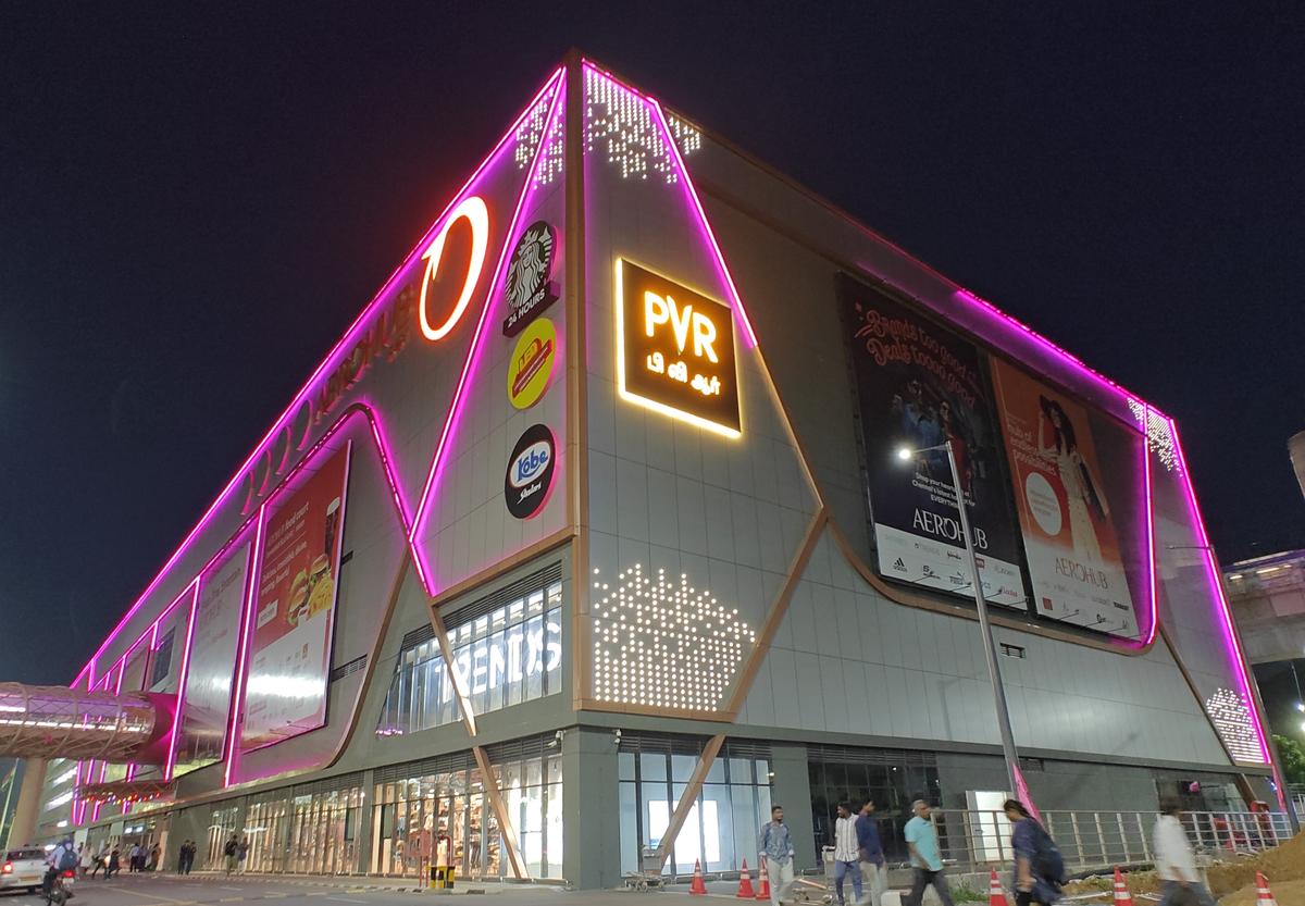 TnInvestment's tweet image. #MadrasHighCourt directs the Ministry of Civil Aviation to take a policy decision on permitting cinema halls inside airport complexes

- #PVR INOX multiplex at #Chennai airport shall continue till the verdict 

#ChennaiAirport | #PVRINOX

** late update **