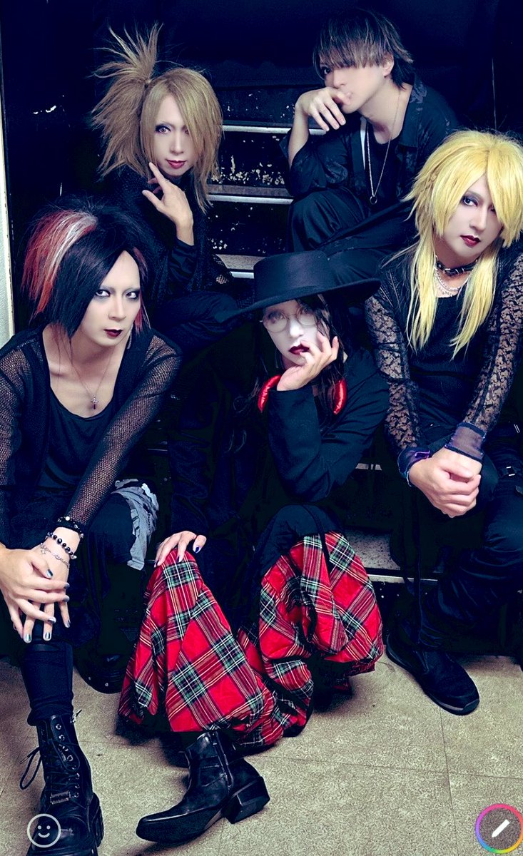 Deshabillz2025 12月14日町田プレイハウス～磁場、北へ