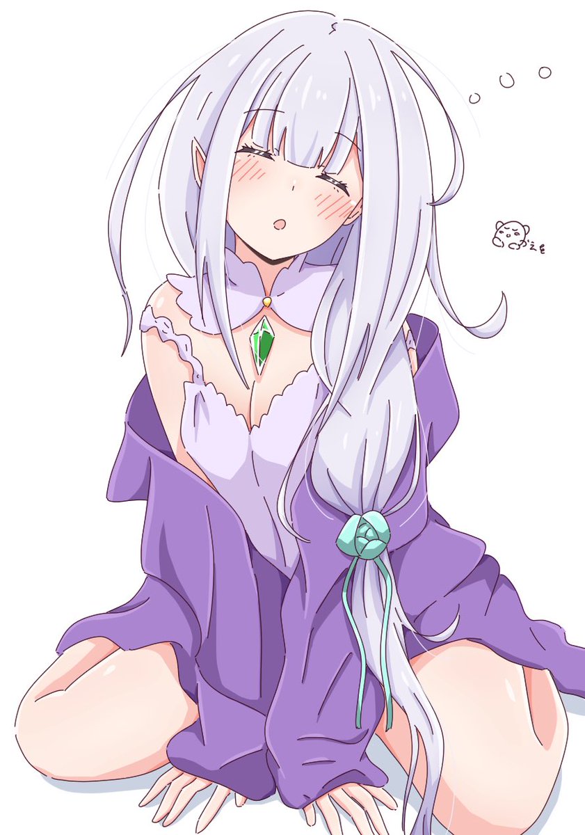 寝巻きエミリアたん、ねおき。