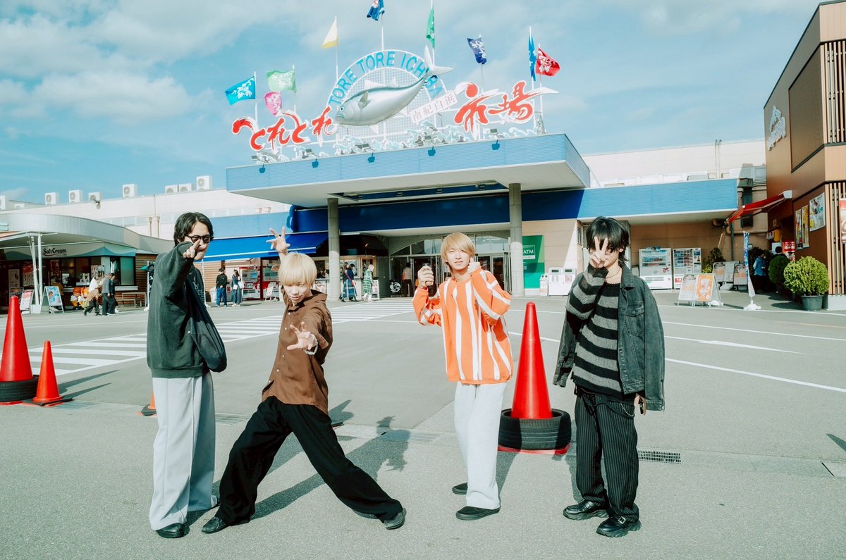 絶版最後の１点◆TRiDENT初ワンマンLIVEと1周年サイン入り限定パスセット TRACK15 東名阪Zeppワンマンツアー 