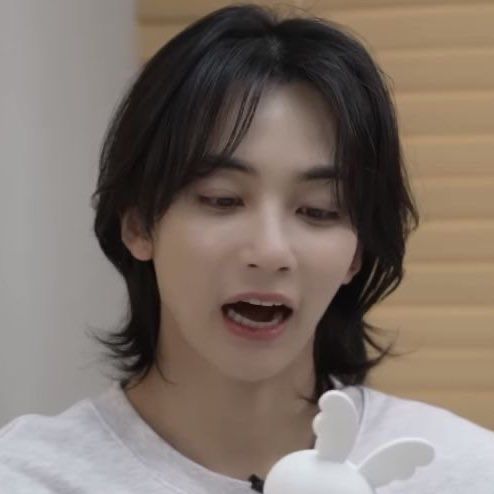 jeongcheolver's tweet photo. i miss him so much :( https://t.co/3zbuzhZmjv