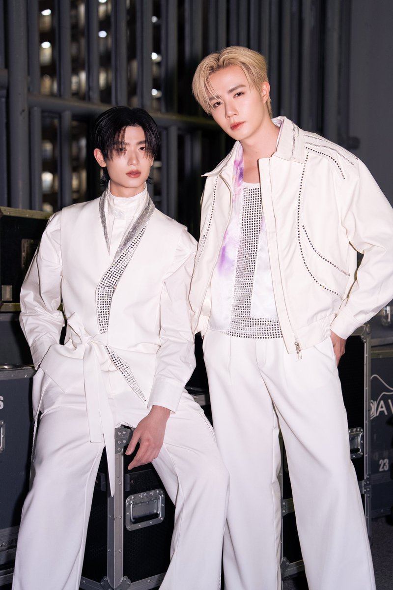 “ซี” <a href="/zee_pruk/">Z</a> และ “โทมัส” <a href="/tthomastc/">thomas</a> พร้อมแล้วสำหรับงานพิธีเปิด SEA Games Thailand 2025 ✨️

#SeaGamesTH25xZeeThomas