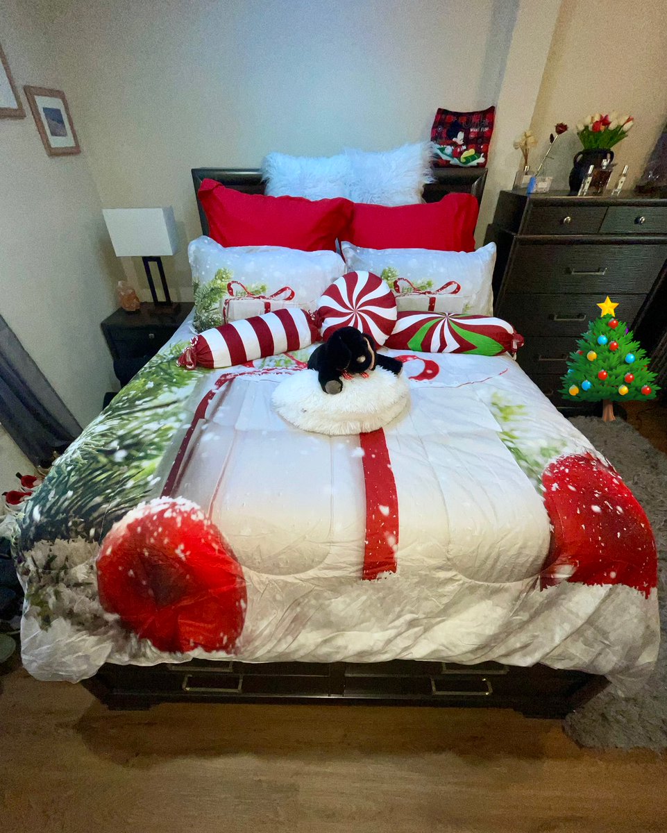 Linda Emily 💋 tweet media