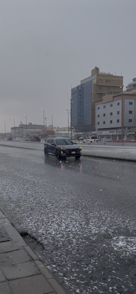 جدة لا تطاق بدون امبريلا