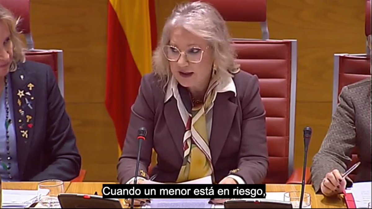 🚨🚨🚨Hoy en el Senado:
“La Ley de Eficiencia favorece a padres y madres incumplidores”
“Cuando los niño/as necesitan garantizar su alimentación, vivienda o  visitas, no podemos obligar a una negociación previa”, incidió <a href="/lopezmuelasv/">Lola López-Muelas</a> en la Comisión de Justicia del #Senado.
