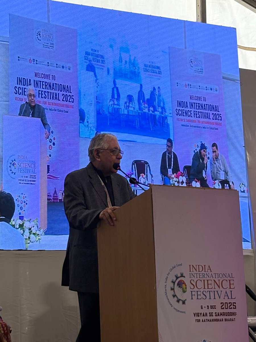 The panel “Apni Bhasha Apna Vigyan” at Vigyanika IISF 2025 highlighted the vital role of Indian languages in science outreach. 

Experts including Prof. Arun Kumar Grover (<a href="/PunjabUnivers/">Punjab University </a>), Shri Debobrat Ghose (<a href="/ScienceIndia3/">Science India</a>), <a href="/DrManishMohanG1/">Dr. Manish Mohan Gore</a> (Vigyan Pragati, <a href="/CSIR_NIScPR/">CSIR-NIScPR</a>), Dr.