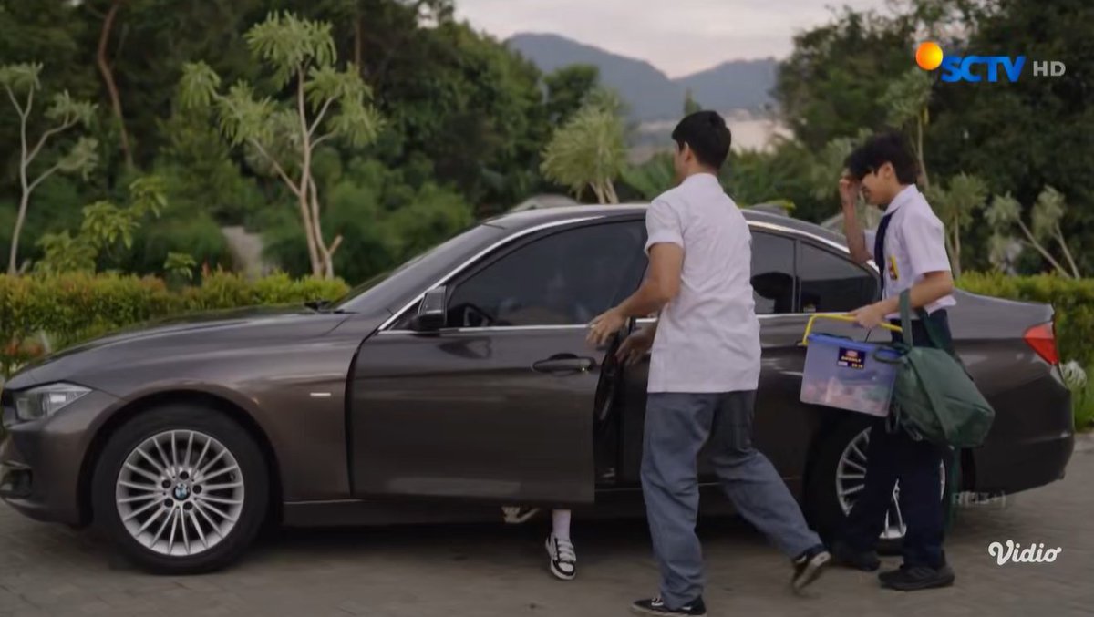 anindira_nara's tweet image. ini tuh tine nya nyeries bgttt ga siii?? gue berasa nonton series tapi logo sctv😭 

#BeriCintaWaktu