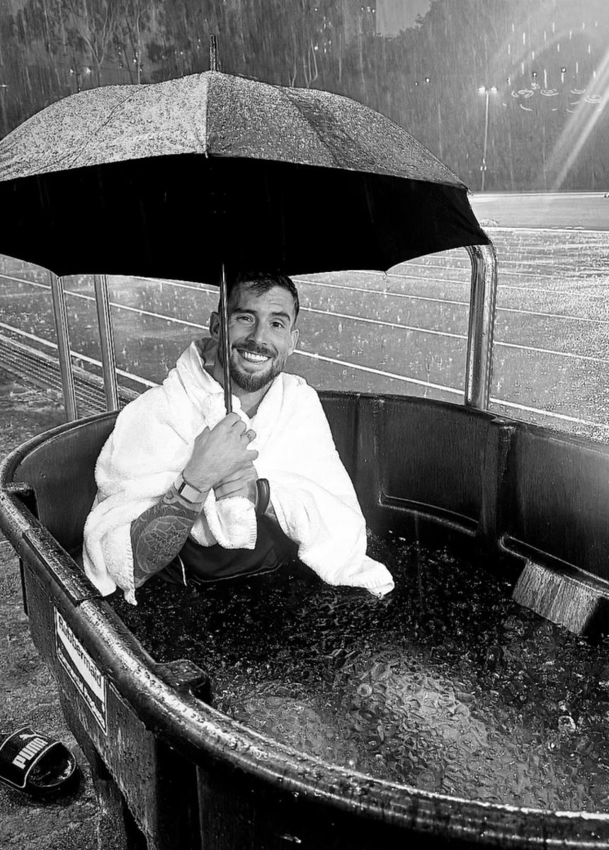 InigoMartinez5's tweet image. Madridistas llorando.☔️😁