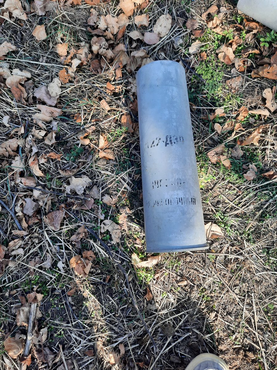 Kəlbəcərə son dəfə gedəndə qəribə bir hava gördüm. Nə payız idi, nə qış, nə yaz, nə yay…
Payız bitmişdi, qış gəlməmişdi. Elə bil dağlar da, daşlar da, meşələr də başqa cür görünürdü. Buludlar başqa rəngdə idi. Külək başqa cür əsirdi və s…
Əgər təbiət beşinci fəslini doğurursa,