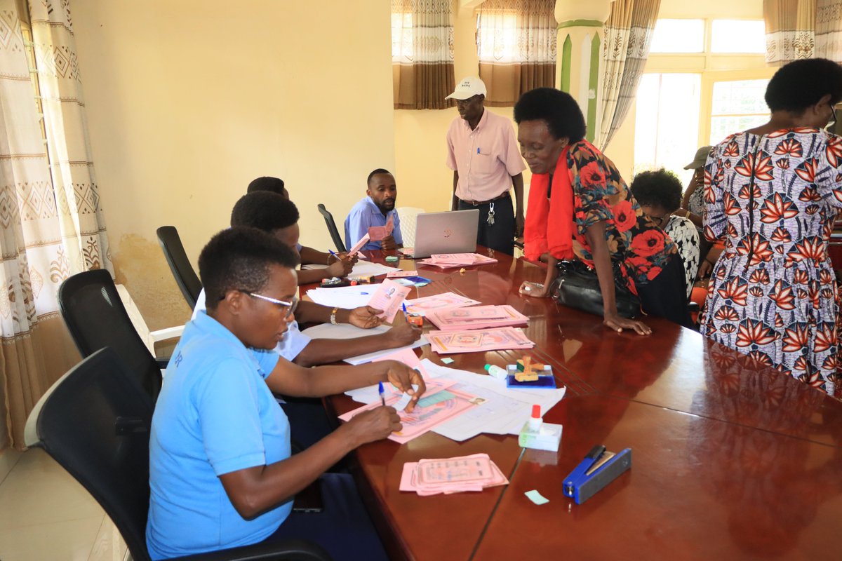 Onpr2018's tweet image. #Burundi #OnprInnovation Après le recensement des bénéficiaires de l'#ONPR effectué du 17 au 28/11/2025 pr l'intérieur du pays, c'est le tour de ceux résidant dans l'ancienne Mairie de #Bujumbura pour le rendez-vous allant du 9 au 26/12/2025 dans les enceintes de son siège social