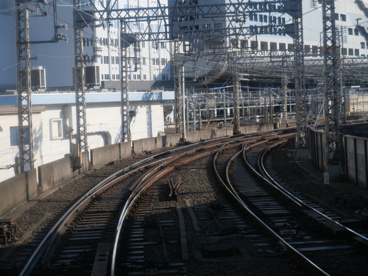 oomatipalk's tweet photo. 近鉄京都線京都駅手前
R170の急曲線可動シーサスクロッシング https://t.co/2USAqfcSUq