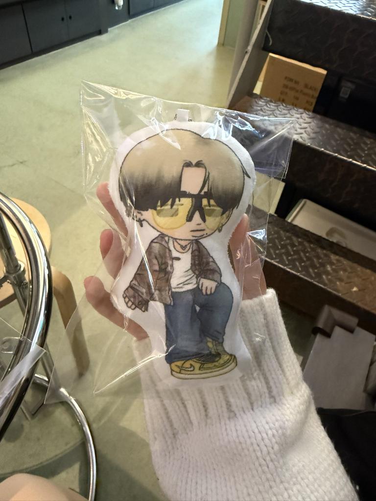 Ni-ki Day Giveaway!

1 winner of Cushion from <ld event >
- mbf, like, rt
- drop tags and fav pic of ni-ki

ends: tba

ICON OF DREAMS NI-KI
#Twinkling20WithNI_KI
#니시무라_미역국마니무라