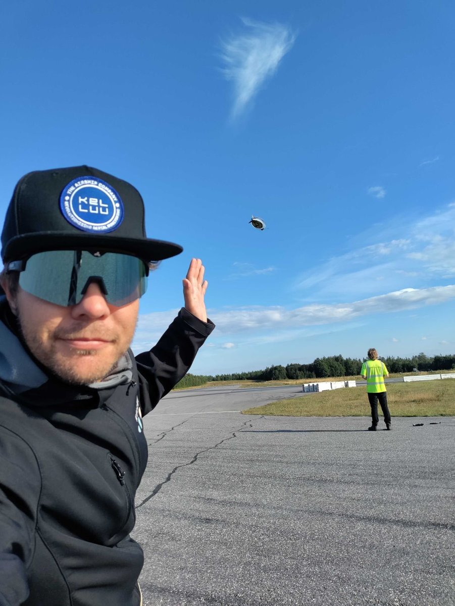 SingleTree_EU tweet media