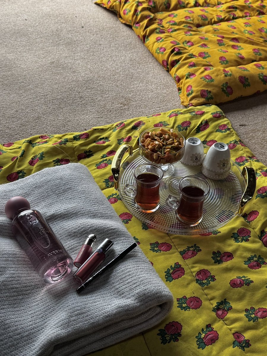 نُزهة شاي بمناسبة الاجواء الجميلة❣️