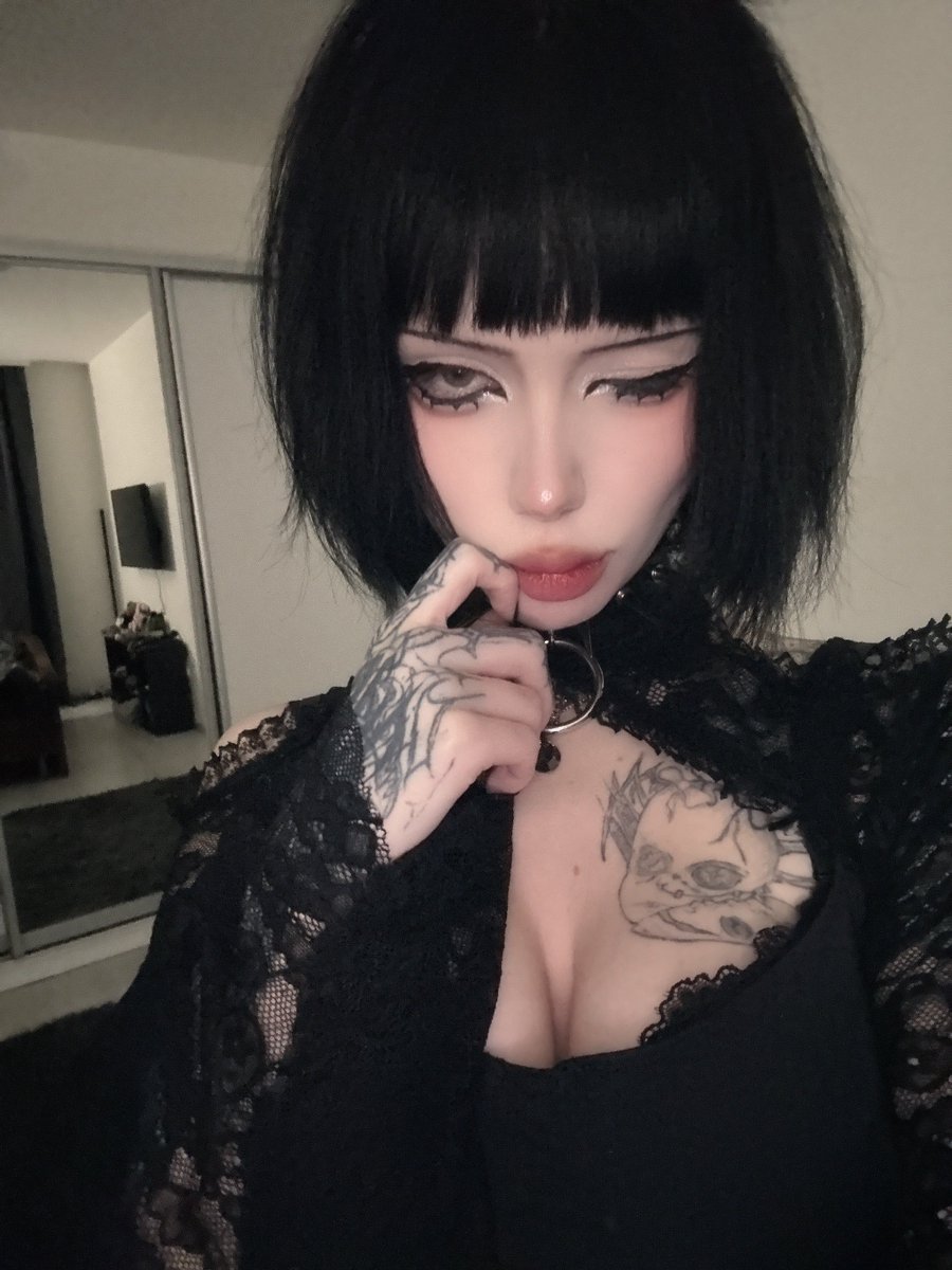 does this look cute or weird does this look cute or weird