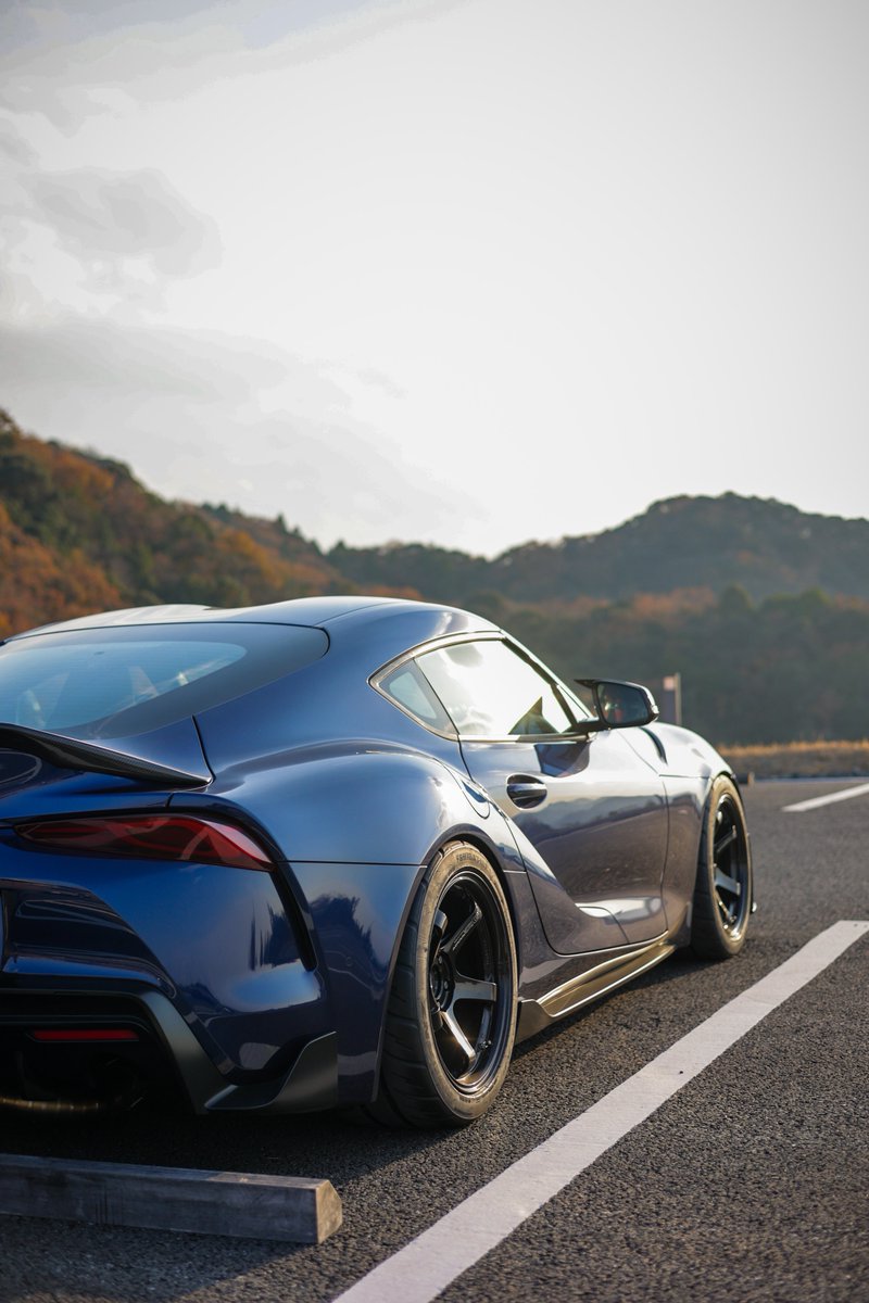 hiryu_supra's tweet photo. 90supra改造計画

ADVAN Racing GT beyond 
18inch 10.5J
shibatire R31 280R
295/35r18 4本通し

幾らでも乗る踏ん切りがついたので、自分好みのスープラにしていきます。
この個体はガンガン走るべきだな、と。

まだまだ進化します！ https://t.co/W2u80rmOUV