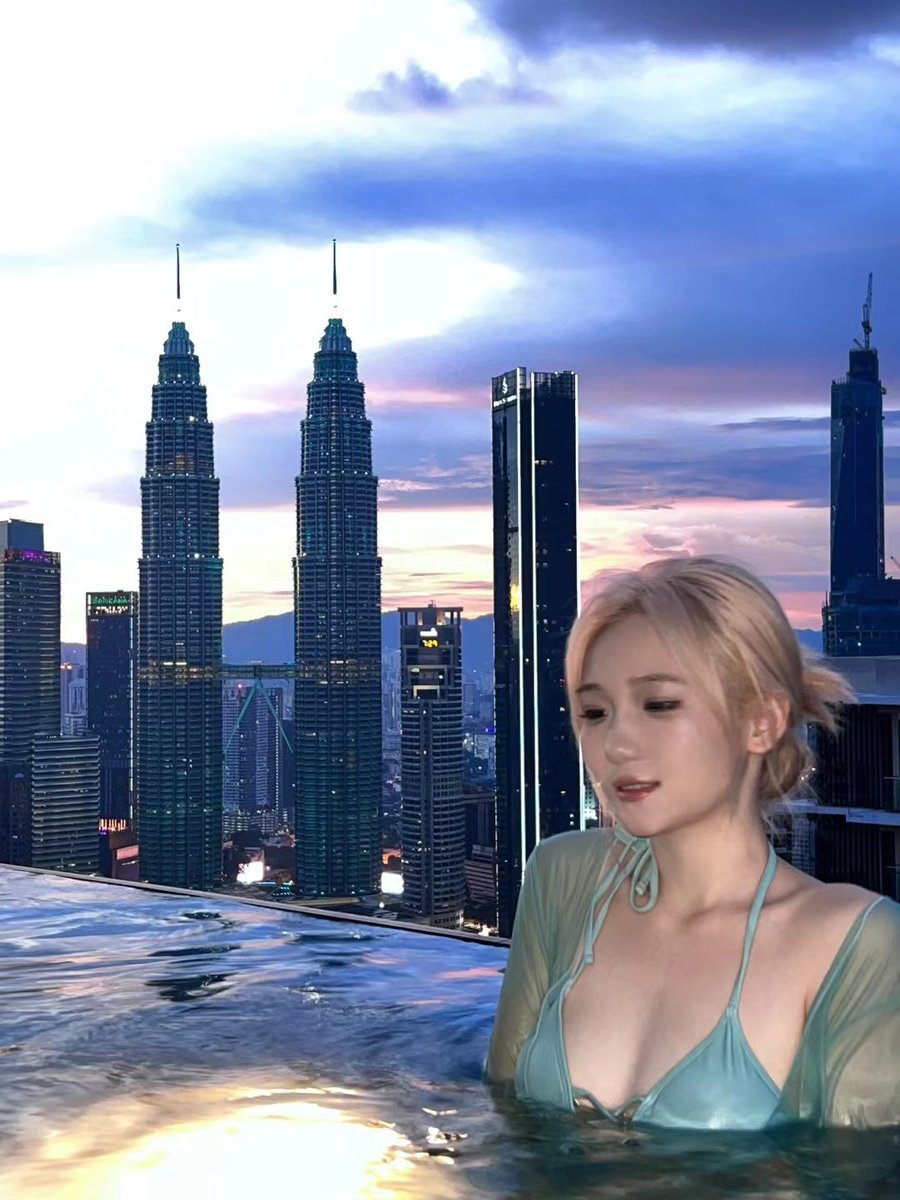 骚货张绚雅想被狠狠视奸爆骂了，评论或者私信满足这个下贱的骚货吧！