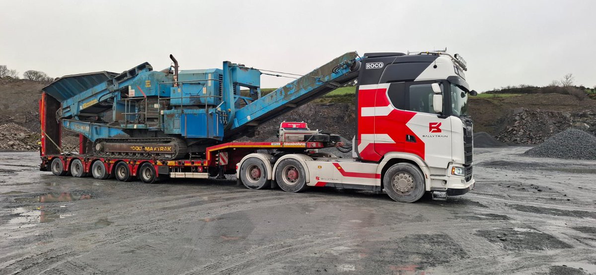 BallytrainPlant's tweet image. Pegson 1000 Maxtrak Cone Crusher on its way to Donegal! 🔰 Ready to crush some rock 💪🏻 
#donegalbound #conecrusher #pegson #crushingit  #heavymachinery