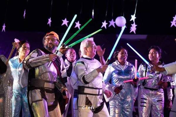 amb_fegor's tweet image. My man of God, Rev Chris Oyakhilome always has costume themed birthday parties.

This one is my favorite from some years back, it was a space themed party.

Why should Pastor Chris wear a space suit 😂😂😂

I know some people are bush babies but it’s just a party, make una relax