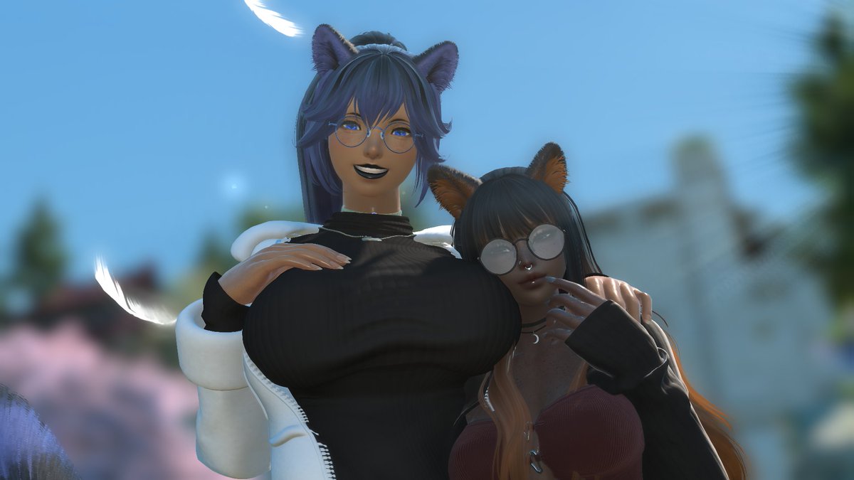 I met another fellow Tanuki today! Isn't she cute? <a href="/cawiiwaya/">cawiiwaya</a>