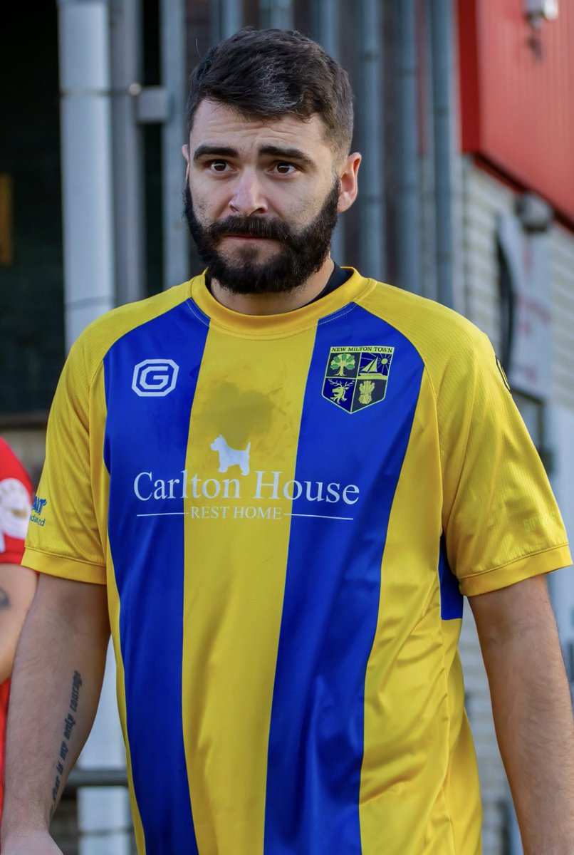 HARRY SMITH 🔥

Three goals in two games. Flying form.

📸 <a href="/BTFPhotos/">Behind The Fence Photography</a> 

#UpTheBrickies