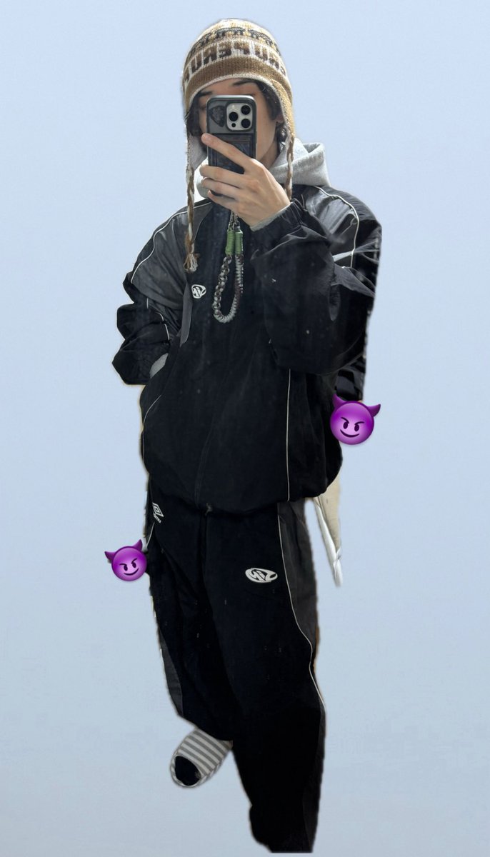 SiM×umbroのセットアップ届いた🎶 サッカーしてた時全アイテムumbroに