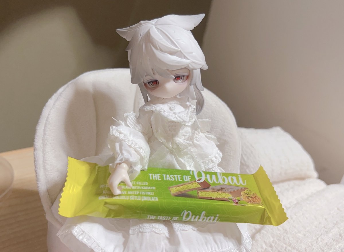 これは値段見ずにばかすか買ったら１個500円ほどしたDubai🍫だよ