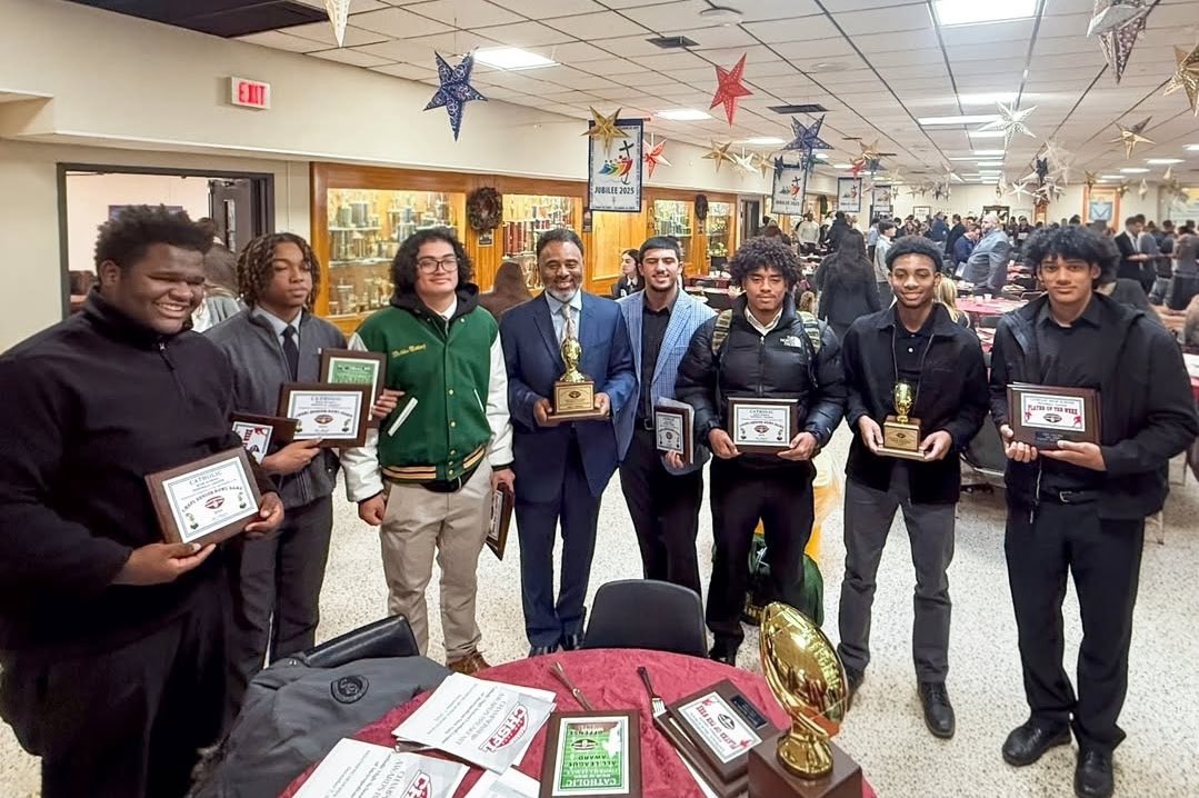 Grateful to have been named All-League and Player of the Week by <a href="/NYCHSFL/">NYCHSFL</a>. Salute to the seniors, thank you for a successful season.
