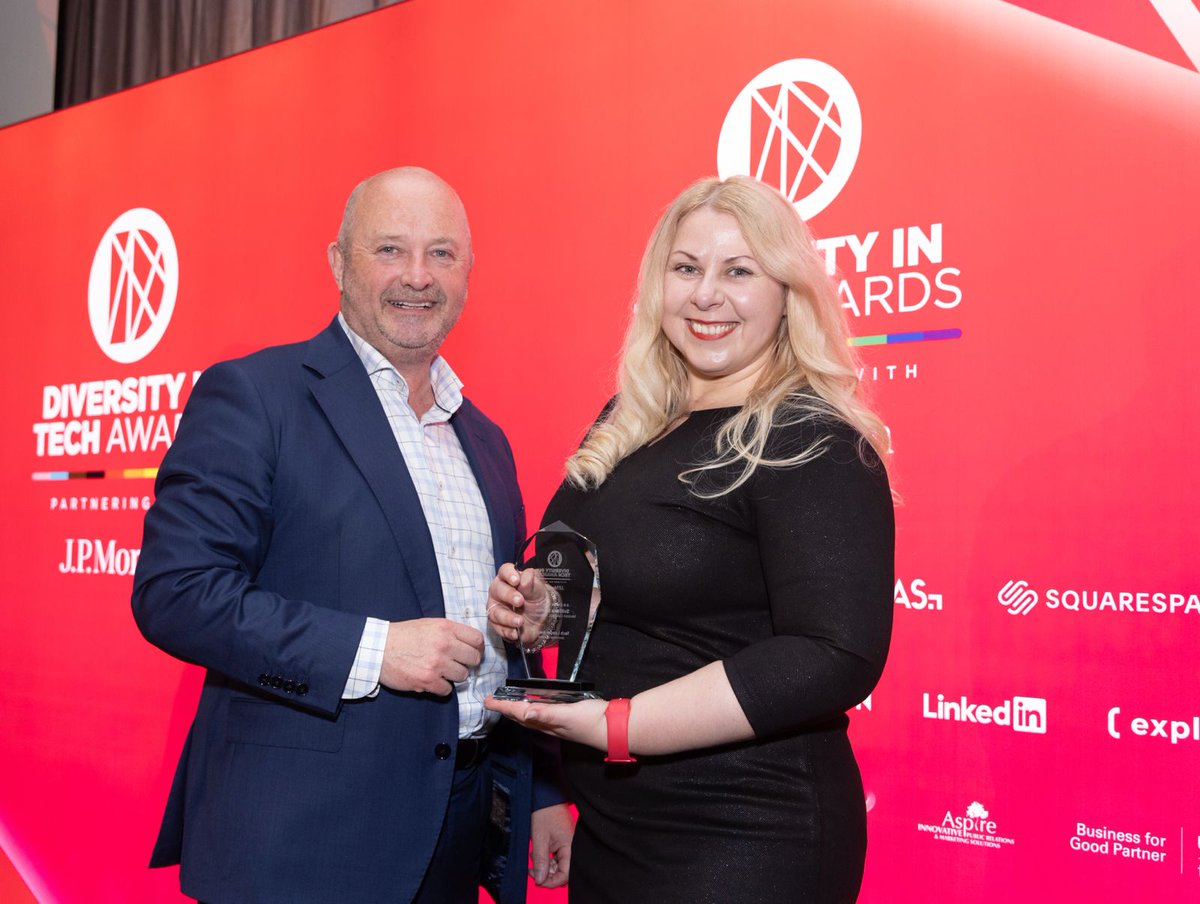 DITAwards's tweet photo. The Diversity in Tech Awards 2025 recognised four outstanding women who are leading, and inspiring in tech.

Victoria Finlay from The MenoPal, Amy Everson from @bakerhughesco, Svitlana Samko from @VerizonConnect  and W2Business, as well as Megan O'Brien from @Optum.

#DITA2025 https://t.co/VnmJCZe7h3