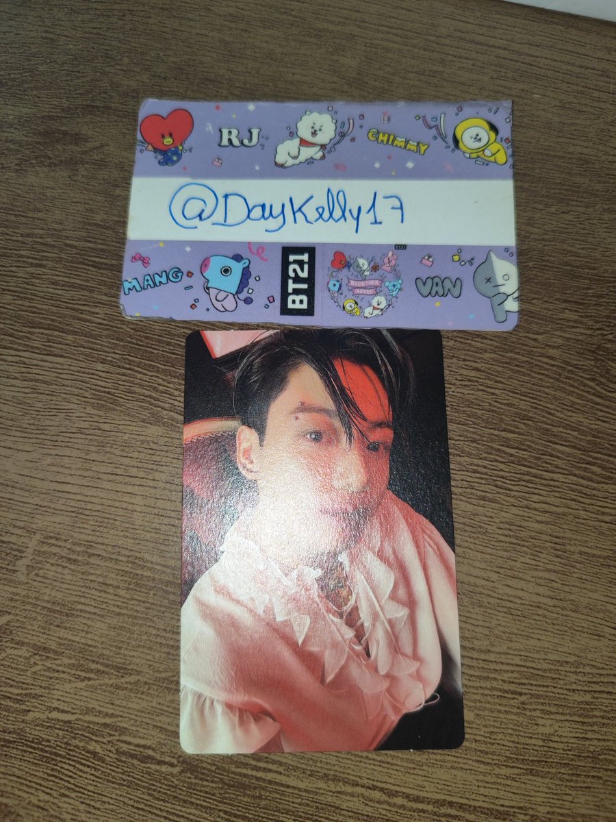 DayKelly17's tweet image. VENDO/VENDA JUNGKOOK BTS 💜

• Photocard jungkook photofolio time difference Vampiro 
💵 R$100,00 + frete por módico 

- +90 feedback positivos
- Foto/vídeo na dm
- Pagamento Pix 
@AmiiAne @BtstradeBR @tradingcardkpop @trocaevendabts @armyquercard @vendaetrocakpop rt pvfr?