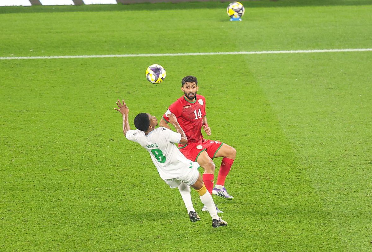 بعد الخروج من كأس العرب  ...
شكرا لجميع اللاعبين ..
شكرا جماهير الوفاء ...
شكرا للمدرب القدير كارلوس كيروش ..
شكرا لكل من وقف وساند مسيرة الاحمر في البطولة ..
هاردلك .. ننتظر الافضل بإذن الله تعالى  

مشكلتنا واضحة من عشرات السنين .. والجميع يتحدث عنها ويطالب بالحلول ... لكن بلا