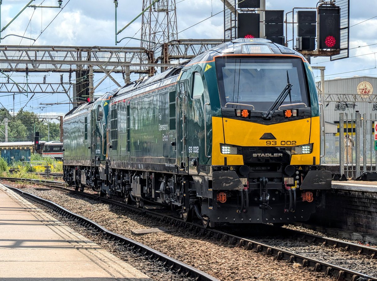 DownOnTheStour's tweet image. Year in Review 2025: June✨

June was the month of the Class 93 with several apperances across Wolves and Crewe plus managed to snap the Inspriation train off to the SVR 📸

#yearinreview #class93 #class66 #class153 #Inspirationtrain #rail200 #railoperationsgroup