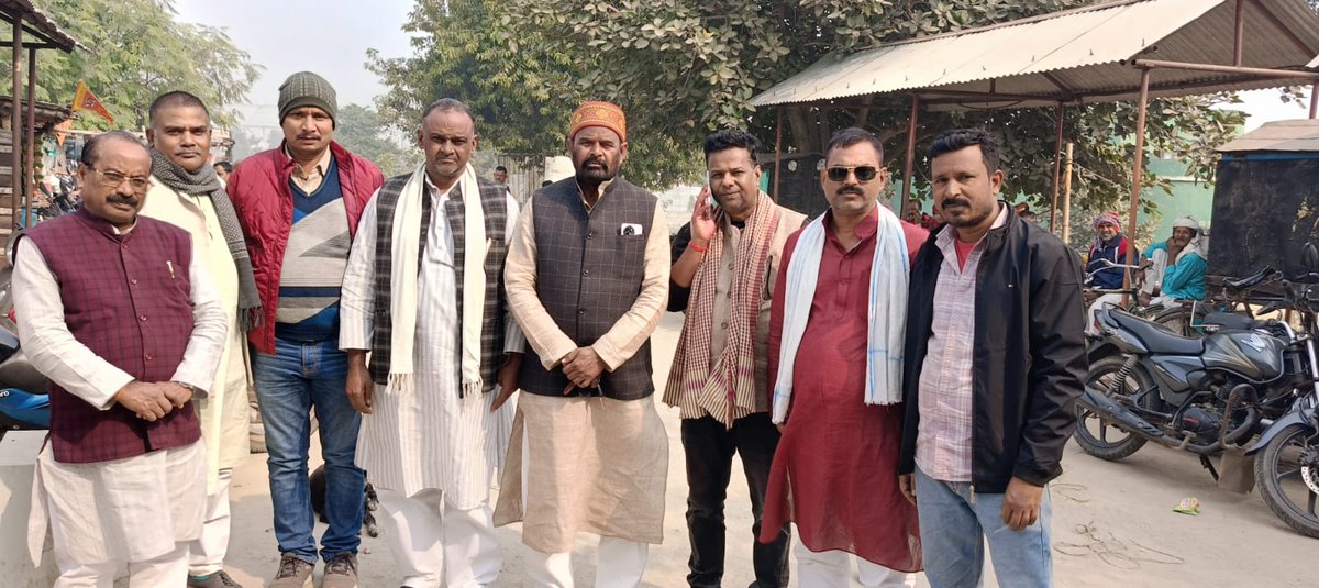 pramod2600's tweet photo. राष्ट्रीय जनता दल पंचायती राज प्रकोष्ठ के प्रदेश महासचिव दिवाकर प्रसाद यादव  के माता जी का  निधन हो गया। आज राष्ट्रीय जनता दल मुंगेर के तमाम साथी के साथ शोक संवेदना व्यक्त किए और मृत आत्मा के शान्ति के लिए वो परिवार को दुख सहने की शक्ति दे ईश्वर से कामना करते हैं।💐🙏🏻 https://t.co/A2m0fvasbW