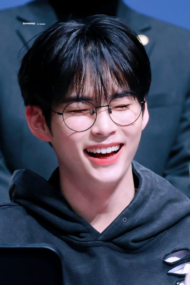 231209 팬싸 

#SUNGHANBIN #성한빈
#ZEROBASEONE #ZB1 #제로베이스원