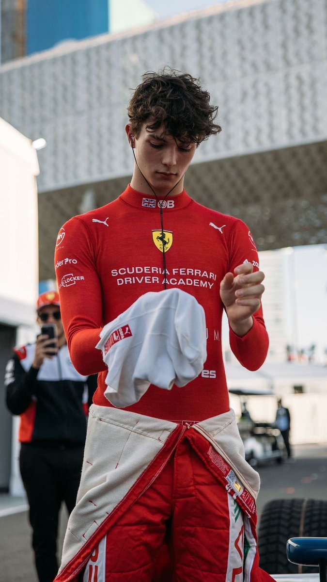 aka1me2r's tweet image. 베어만,..
평생을 짝사랑하고 싶게 만드는 미소년이심
연애하고 싶다 X 짝사랑 하고 싶다 O