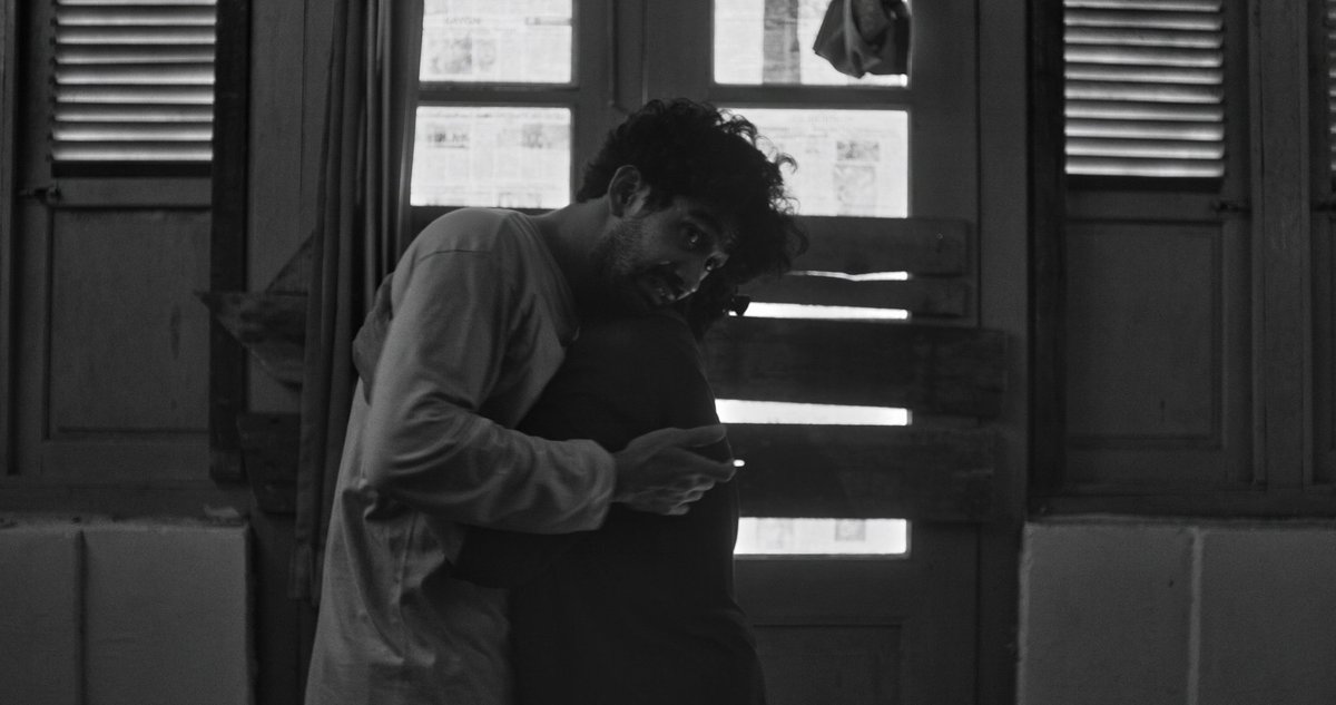 FilmIndoSource's tweet photo. New look at Christine Hakim and Reza Rahadian in Garin Nugroho’s upcoming feature ‘THE MORTICIAN’.  

Set in the remote highlands of Toraja, the story follows a noblewoman who keeps the preserved body of her adult son. https://t.co/O6CY0khXCD