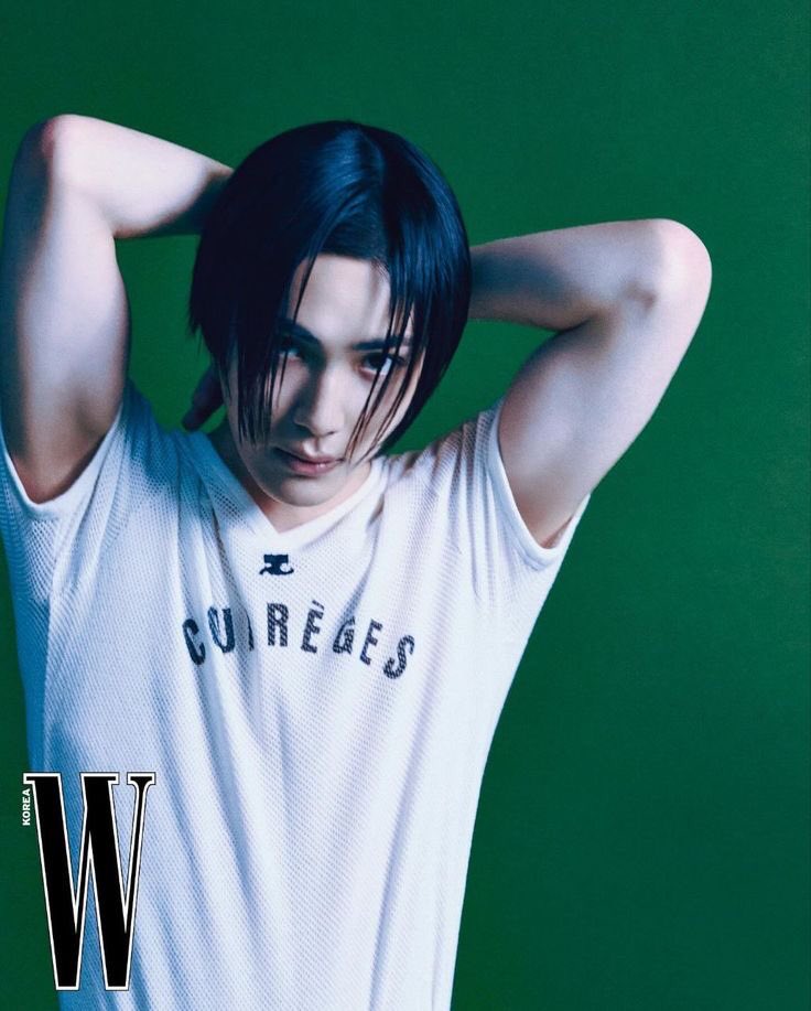 deobiinorbit's tweet image. i LOVE all qts but i have to mention unexpected era and this WKorea photo shoot. 
longer hair suits him 😮‍💨

#StillLoveYouHaknyeon
#JusticeForHaknyeon
#학년이에게정의를 #학년이힘내요