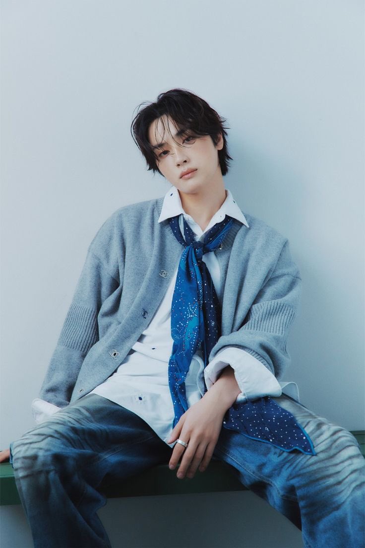 deobiinorbit's tweet image. i LOVE all qts but i have to mention unexpected era and this WKorea photo shoot. 
longer hair suits him 😮‍💨

#StillLoveYouHaknyeon
#JusticeForHaknyeon
#학년이에게정의를 #학년이힘내요