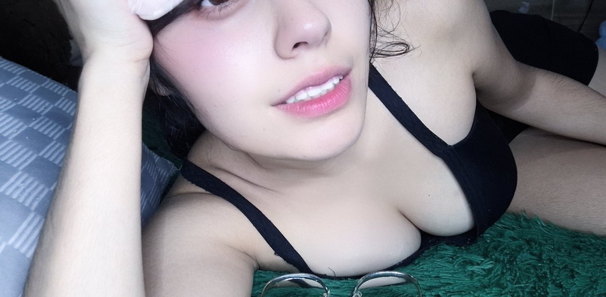 ferbsbph's tweet photo. Estoy lista para dormir 🥰✨️

#ออมกรณ์นภ���ส #streamergirl #girlsnight https://t.co/I8oJXI1mTU