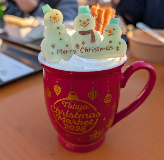 今年はハロウィンが終わったと思ったらスーパーに正月飾りが並び始め