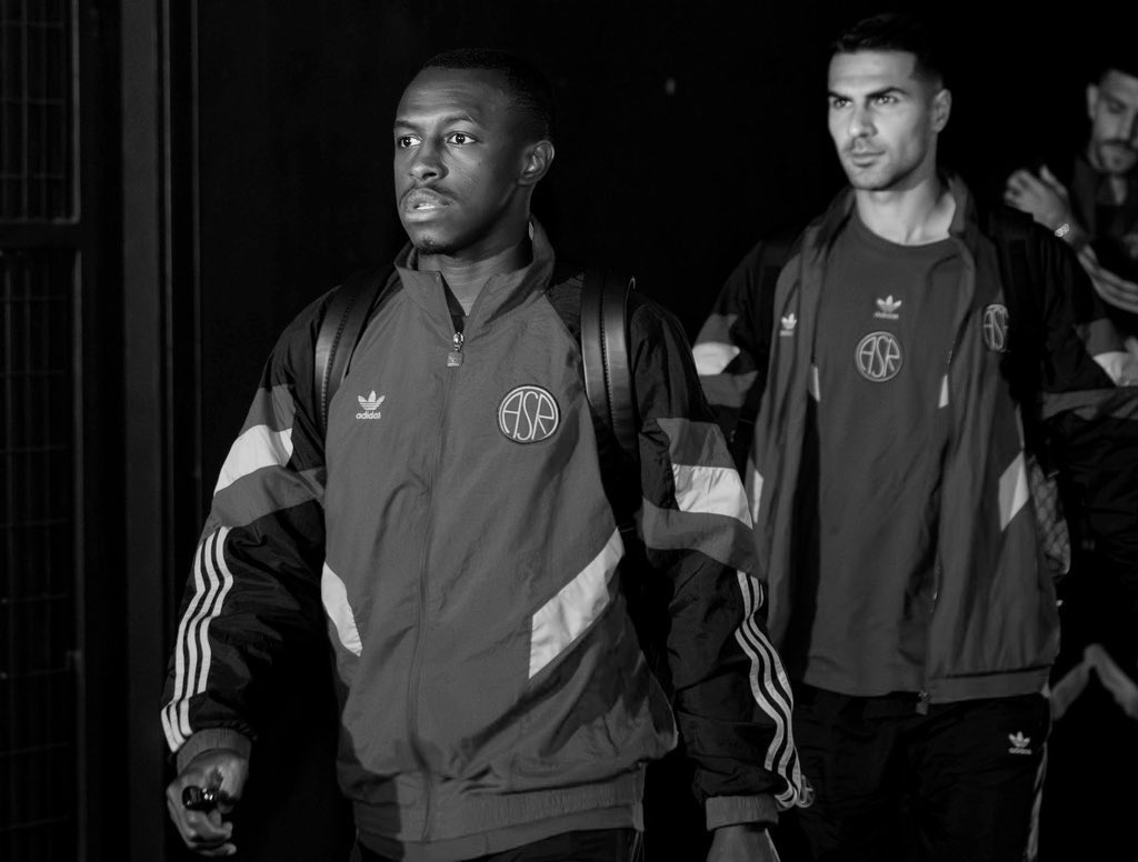 H20_cv's tweet image. تغيير وكيل اعماله يوضح كل شيء .. 

اللاعب كان ضحية مشروع وهمي انتهى قبل يبدا