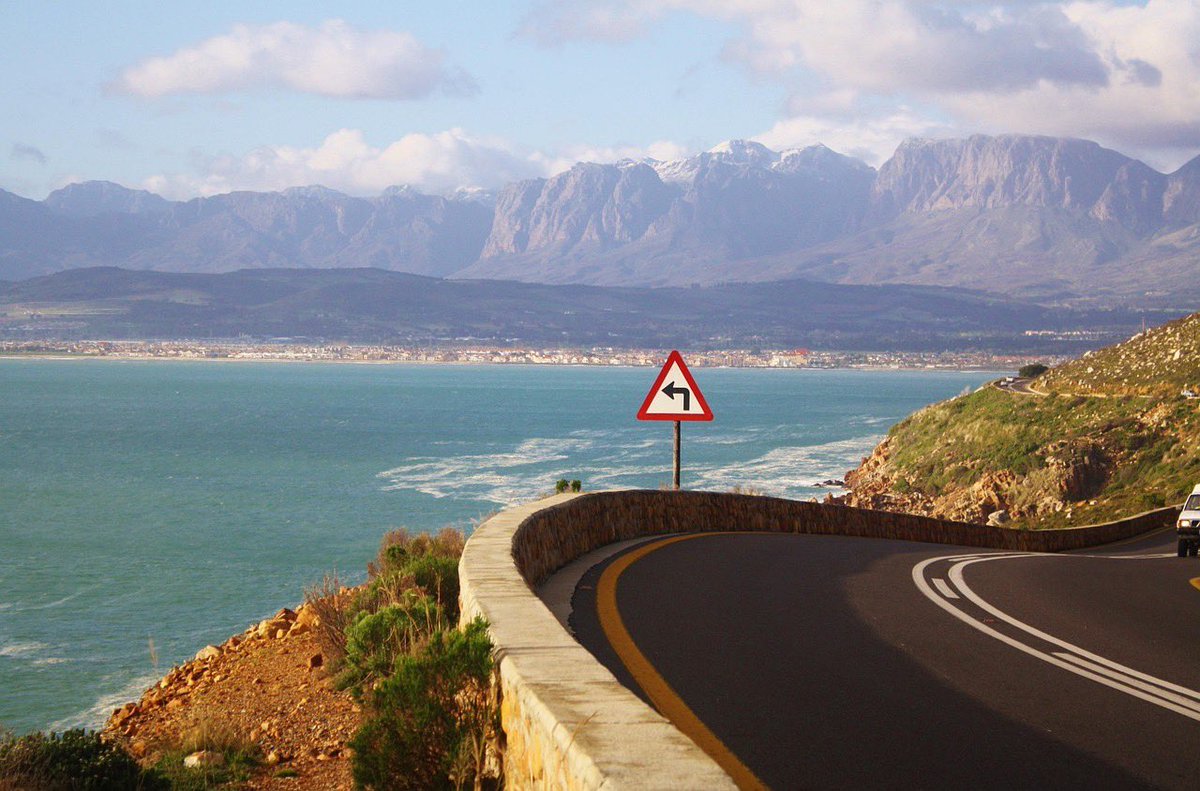 Driving in Cape Town this festive season?

We have all the information to help you plan your route with confidence.

Read more here: capetown.travel/driving-in-cap…