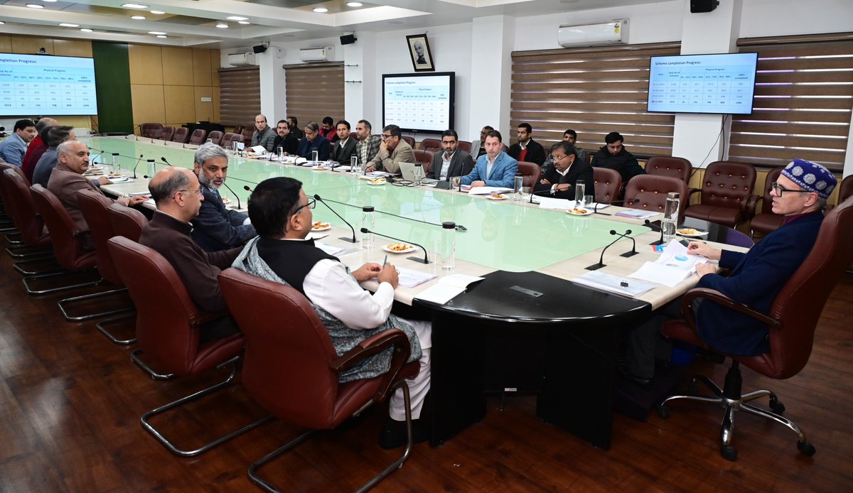 CM_JnK's tweet image. Chief Minister today chaired a high-level review meeting at Civil Secretariat, Jammu on the status of Jal Jeevan Mission (JJM) projects across J&amp;amp;K, with focus on accelerating implementation of the Scheme and ensuring universal access to safe drinking water.