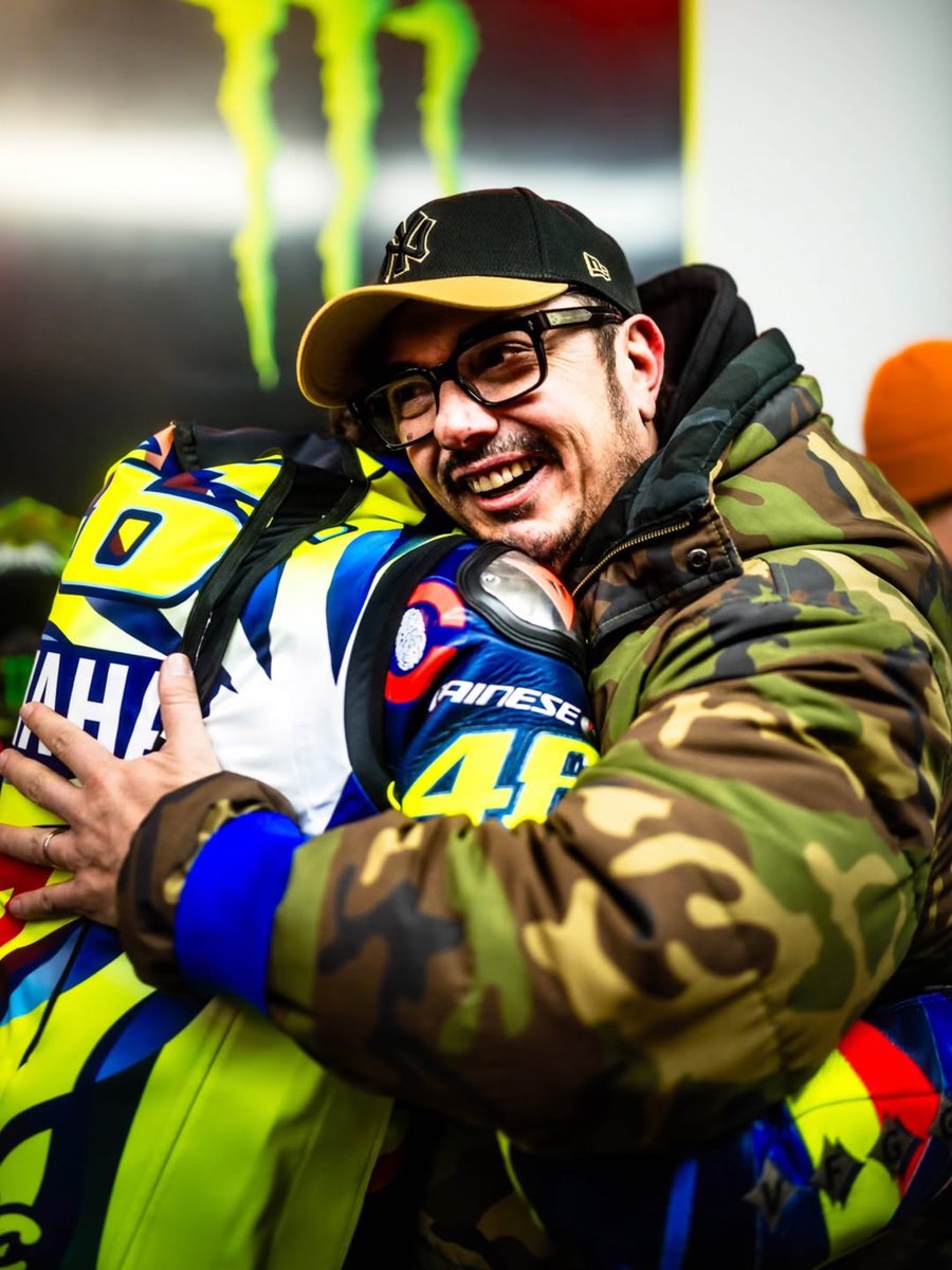 Valentino Rossi tweet media